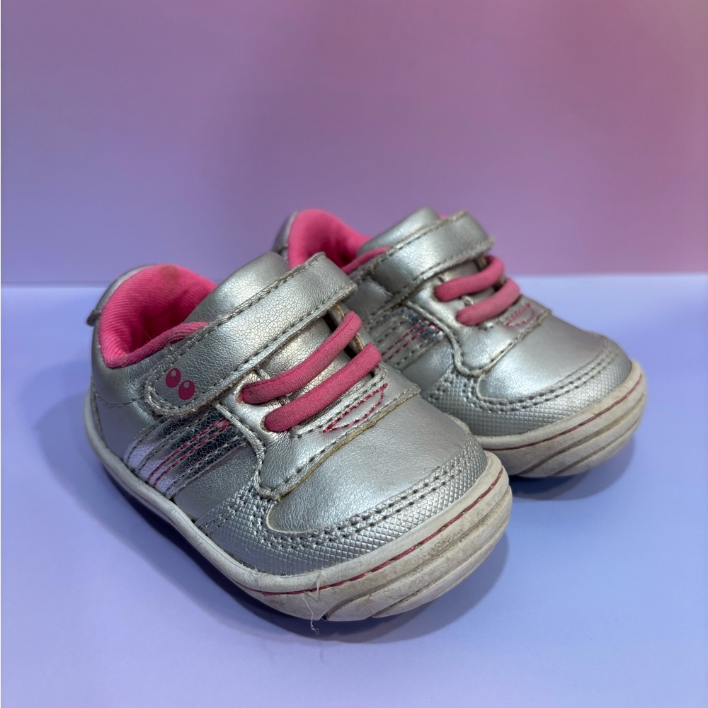 Stride Rite Silver and Pink Toddler Hook-and-Loop Sneakers
